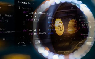 祁东 ,php声明和调用变量的符号是什么？